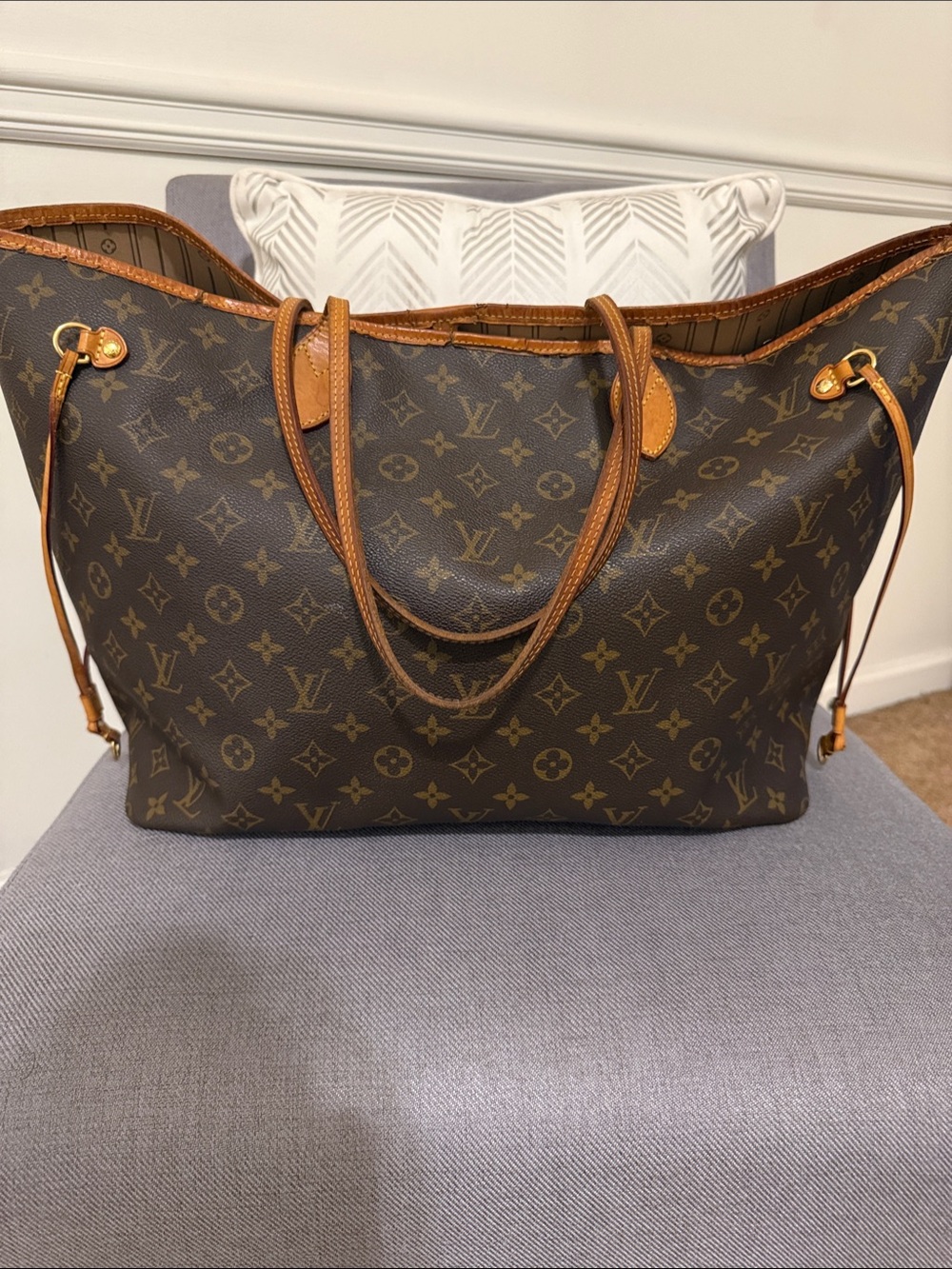 Louis Vuitton Monogram Canvas Tote with Vachetta Trim